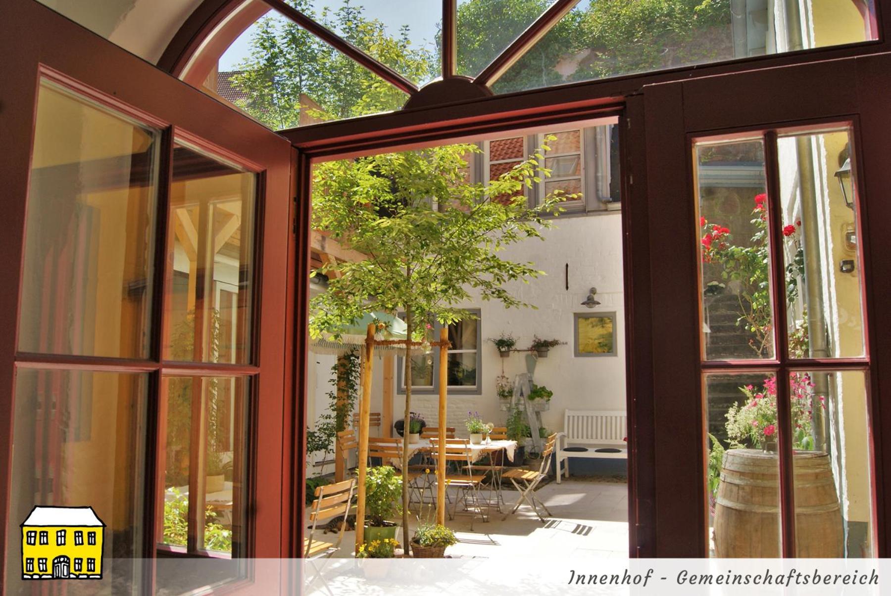 Das Gelbe Haus - Drei Besondere Ferienwohnungen Flensburg Bilik gambar