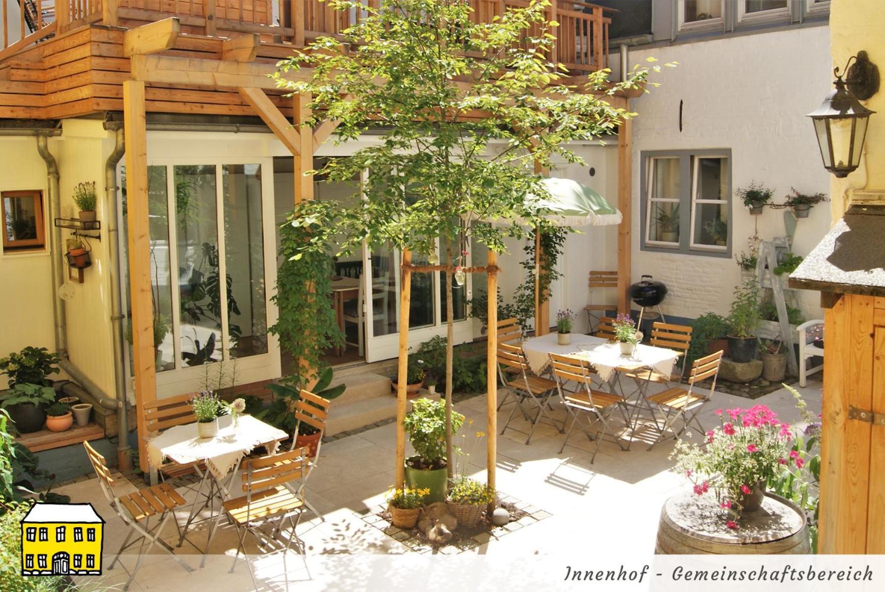Das Gelbe Haus - Drei Besondere Ferienwohnungen Flensburg Bilik gambar
